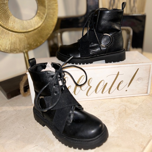 Kids Jessica Simpson Boots - Picture 1 of 5